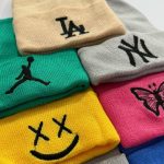 کلاه بافت گلدوزی رنگی عمده ( پک 6 عددی )