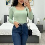 بلوز بیسیک یقه خشتی عمده (پک 6 عددی)️