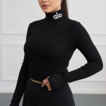 ️نیمتنه یقه اسکی گلدوزی alo عمده (پک 6 عددی)️