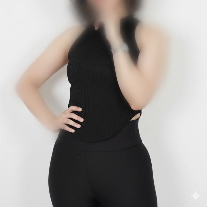 ️نیم تنه بیسیک هلالی یقه ۳ سانت عمده (پک 6 عددی)