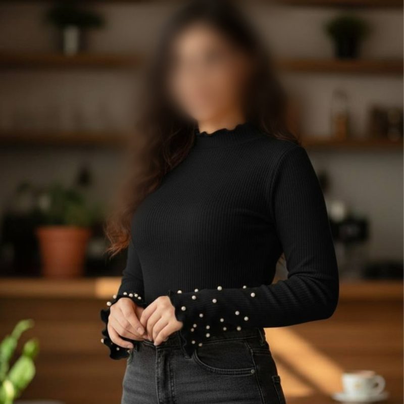 ️بلوز یقه ۵ سانت آستین کلوش عمده (پک 6 عددی)